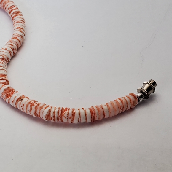 Tropical Coral White Seashell 8" Bracelet - Picture 4 of 6